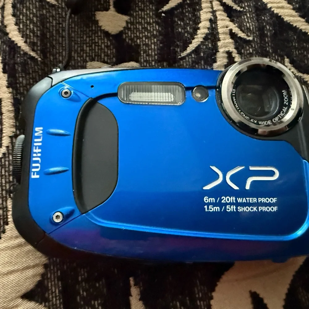 Fujifilm XP60 Blue wallWaterproof Camera